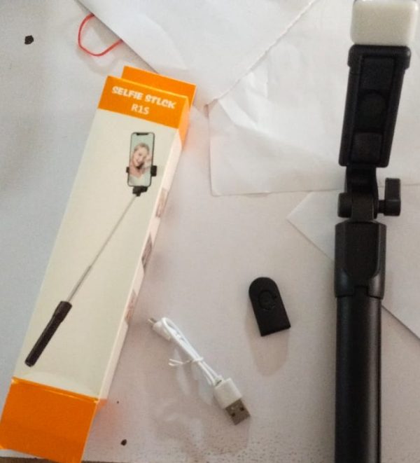 Selfie Stick With LED Light Wireless Bluetooth - Image 2