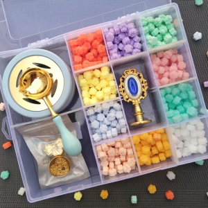 Wax Set With 3 diff Brass Stamps (10 colors wax About 520 beans)